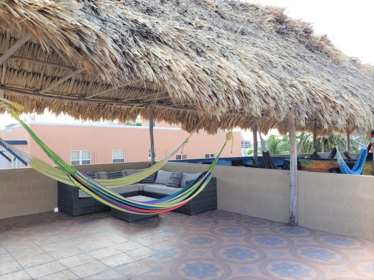 קיי קולקר Beach Club Condos At Popeyes מראה חיצוני תמונה