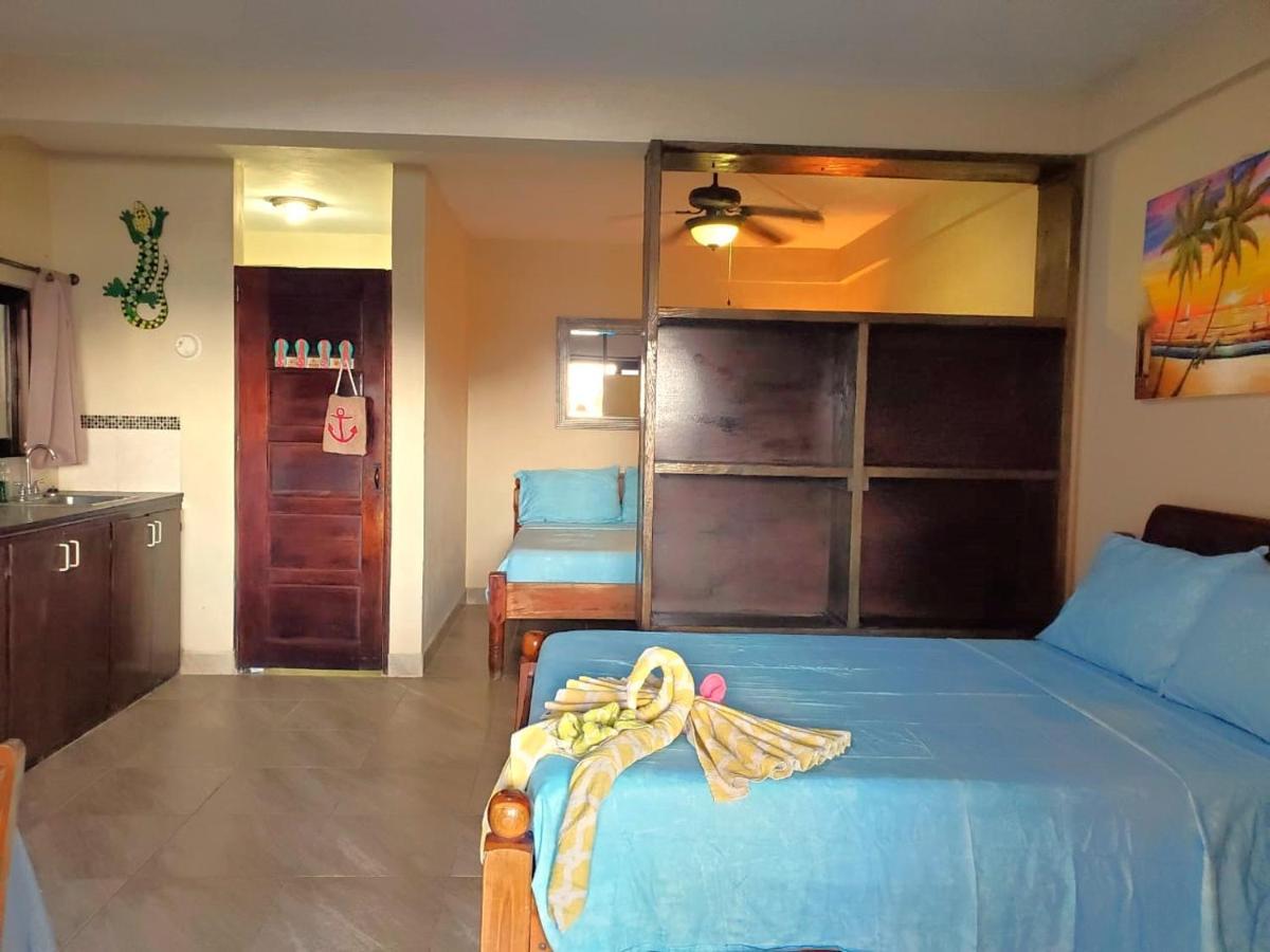 קיי קולקר Beach Club Condos At Popeyes מראה חיצוני תמונה