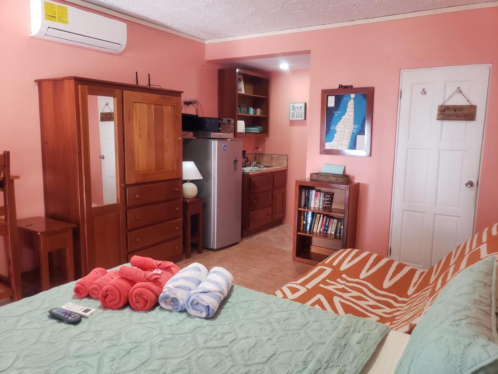 קיי קולקר Beach Club Condos At Popeyes מראה חיצוני תמונה